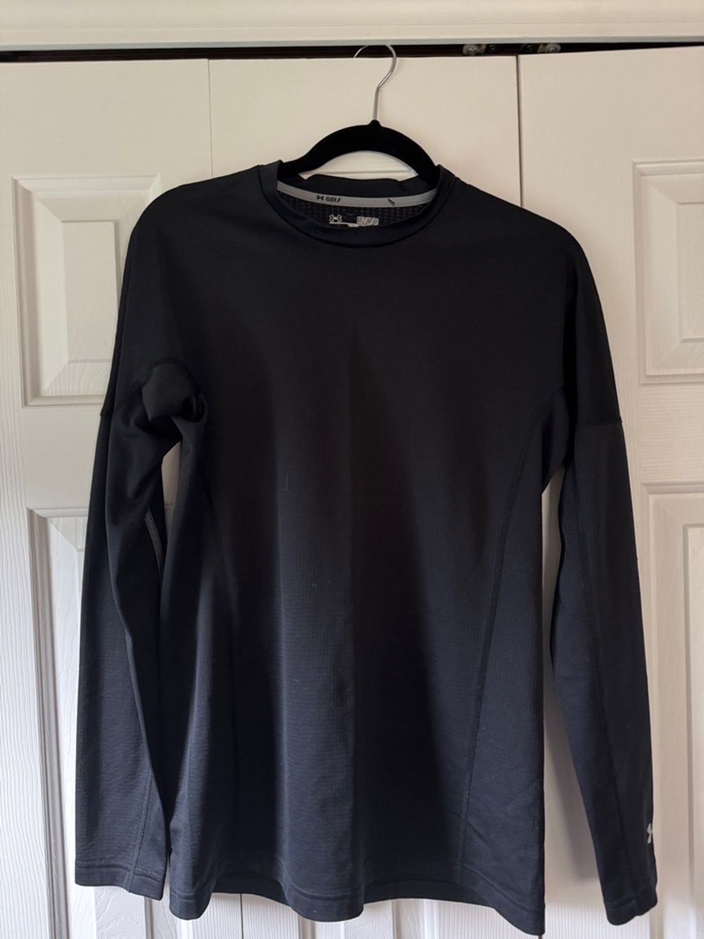 Under Armour Black Men’s Long-Sleeve Athletic Crew